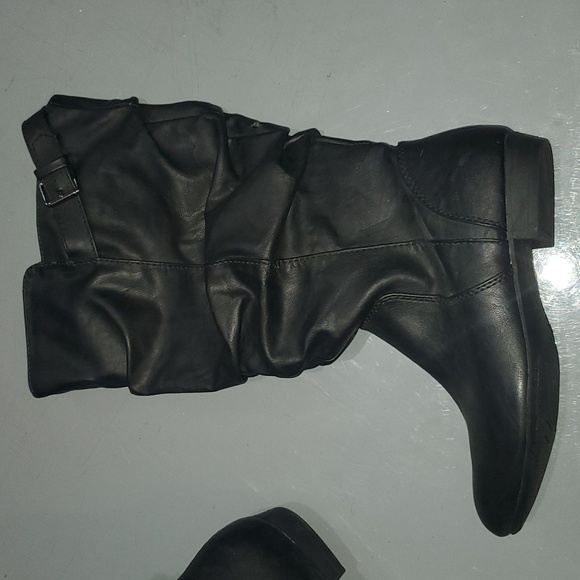 Brand new black size 5.5 Wide boots w/ zipper - Picture 4 of 6